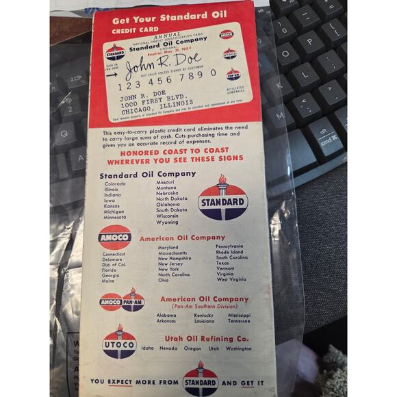 VTG Standard Oil Montana Road Map 1950s Gas Station Attendant Art USA FREE S&H - Picture 3 of 4